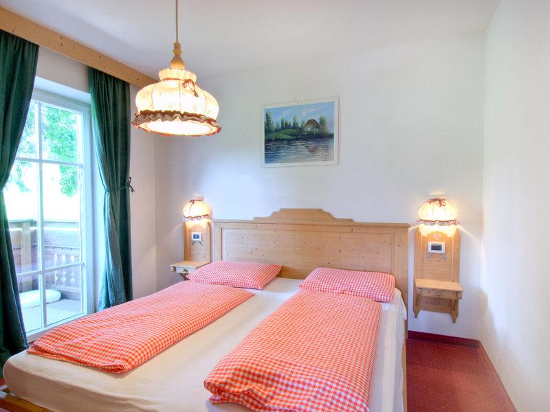 1B22C85CDB934A598EBC5D5927619CED