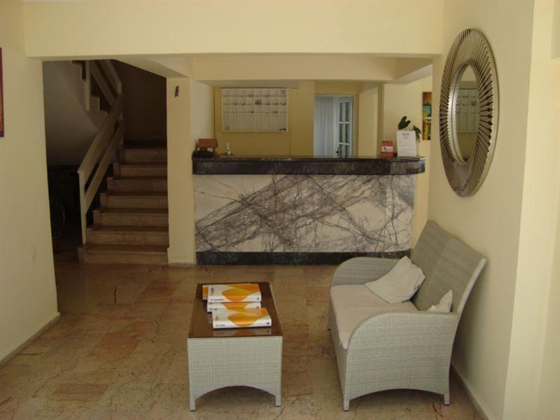 E6575479D8D49A7D8A9A85AF17C777C4