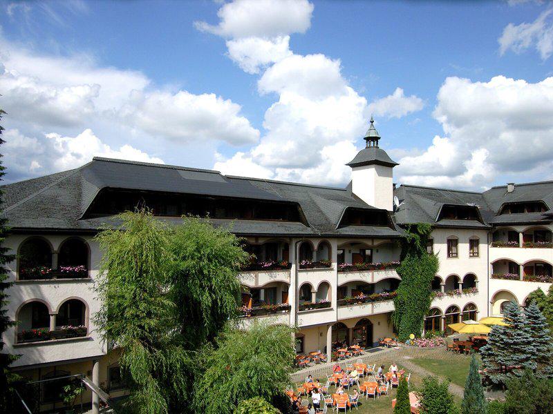 C08B0979844AB5FE8DA25CC1CE28AE7F