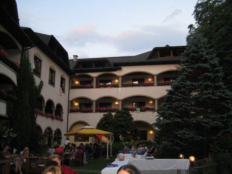 579FD58F375B97A08D7A3D1FC224E4DE