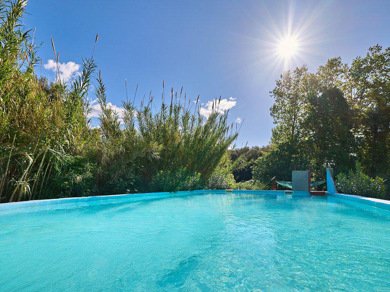 4A44489C0C2AC1641665BED0E1BADF7F