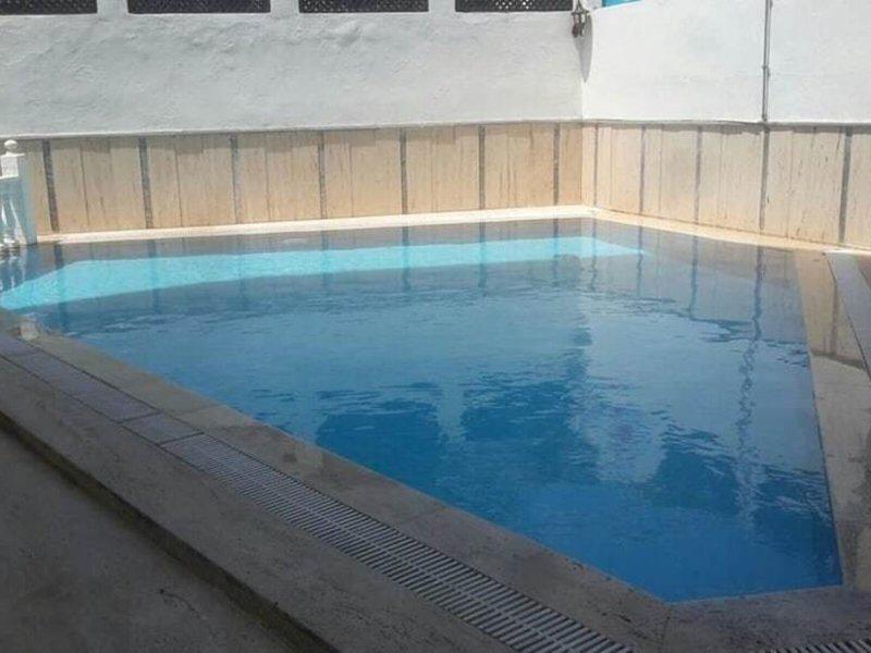 39E2AFCC2729411ECAD8156ACAB0CF71