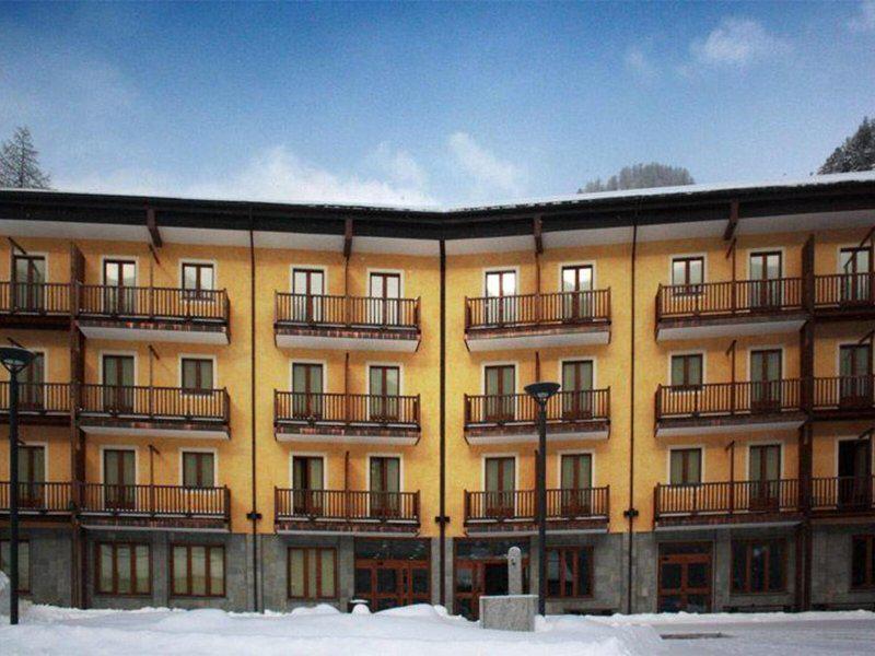 EF92DB9F8F417D6F299A82DB2BDD5EB5