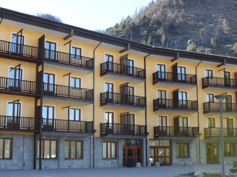 819BA0A4F98BD33997070CB5B4878E50