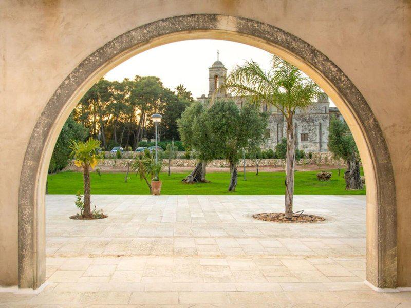 C6BC7E912423E0225A37E86F081C3EE9