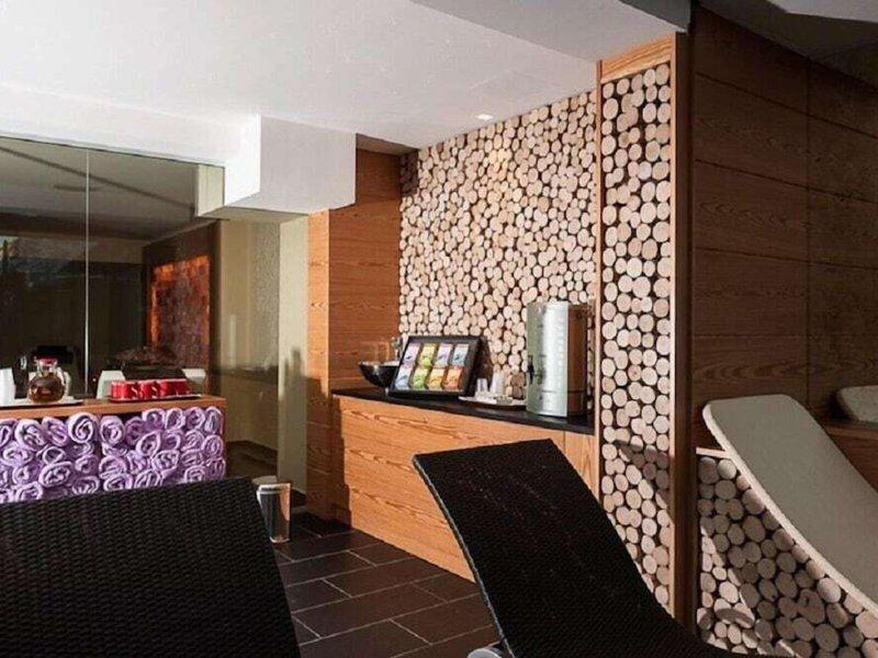 3F3D06CF161BA273911CE2C83AA4AB93