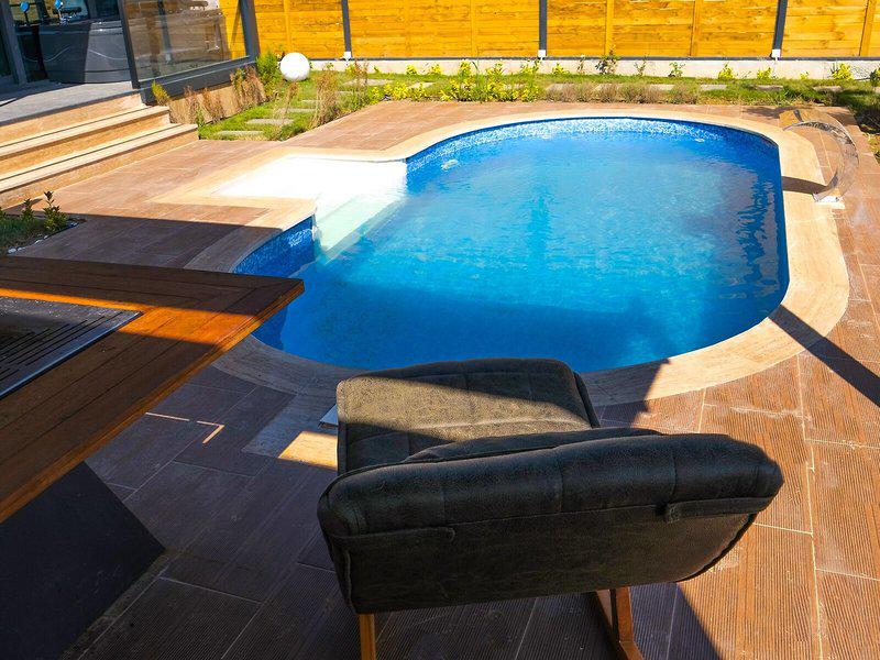 6FE8DF05B365EB39B1D40B183E18047F