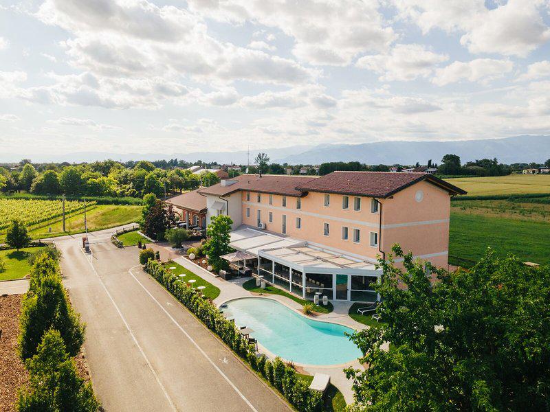 DC733466184CD0BC565CFC6A66BB8ABF