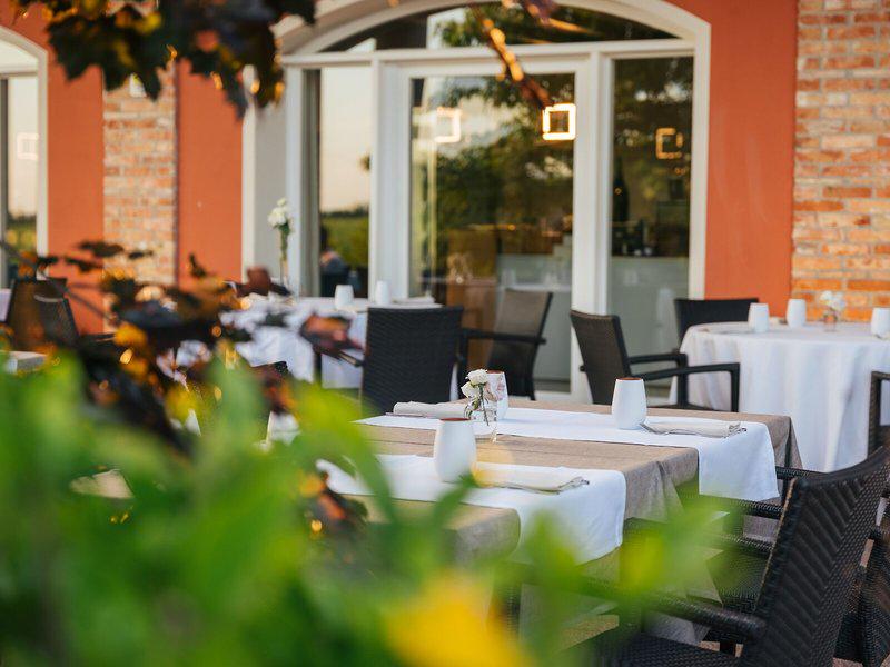 4FD03F9BEA3D5E45BA3B5556030AB403