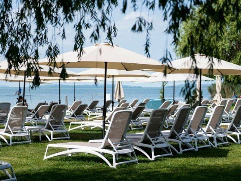 17F77C90129C7977D6D25734BB63E95B