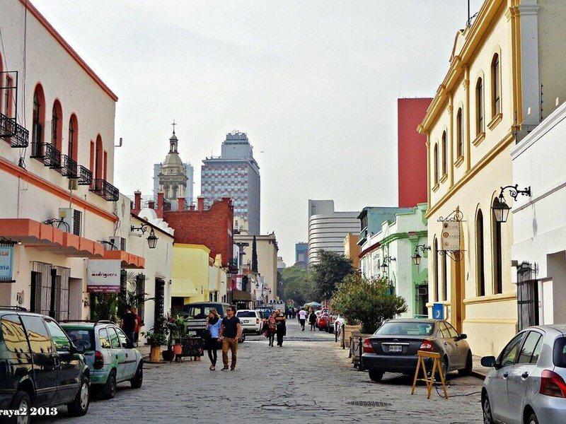 CE0B7CD87899F8CD1E80E6EF9E605DF9