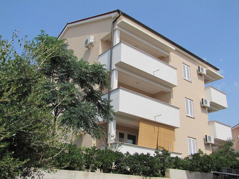 13BBF149FB8F1BC172497D02B323515D