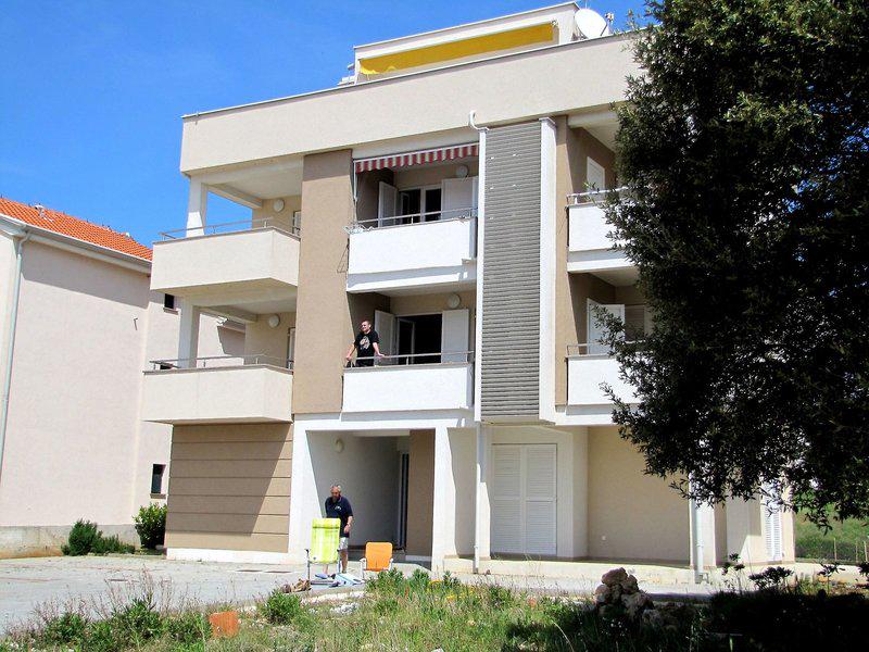 DE8AC84EE65A0BF976F754D2583557D3