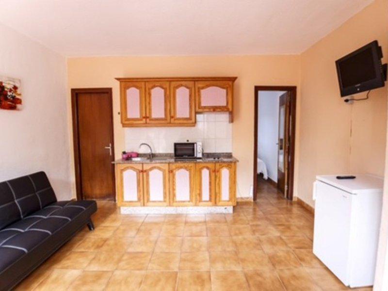 AC4463D0CE4C39066D8319D6D19691AE