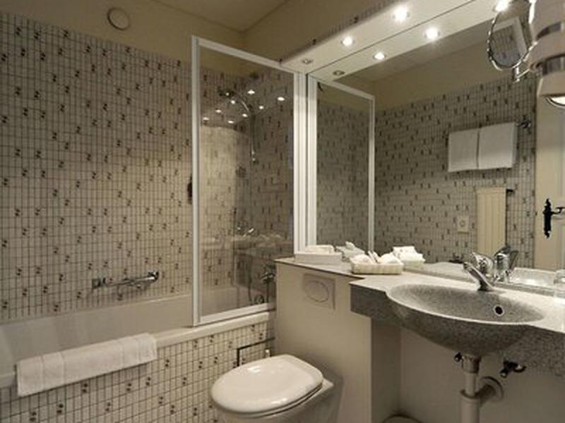 B0B8707A61B52A6B68D4CA0889587312