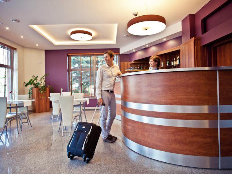 6D39F4CEC71A10D0067279C76DA04CF8