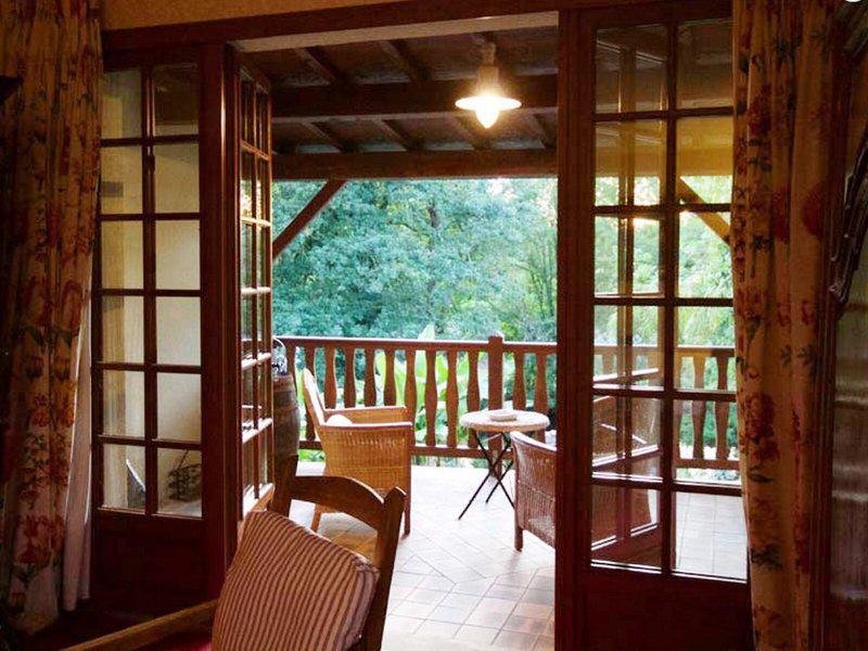 0E265B964CFB81C0ACB2A43C45E85802