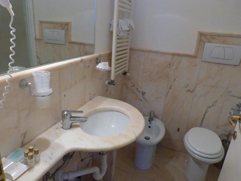 2A7B517A834D116AFAF157729D067661