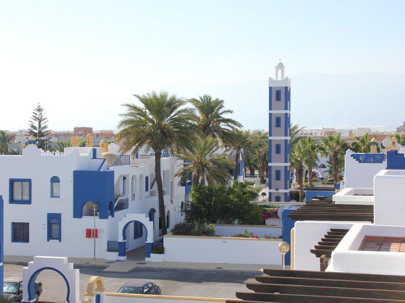 B8AB3045703D6D954D2A3B9281694D08