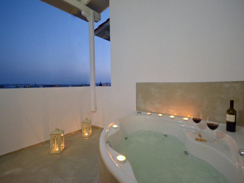 9CC06B2BCEE0A7D577F6A8DE4DED9AF3