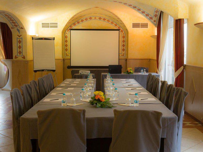 16CE9E0D909002EDC8A5BB34D681339A