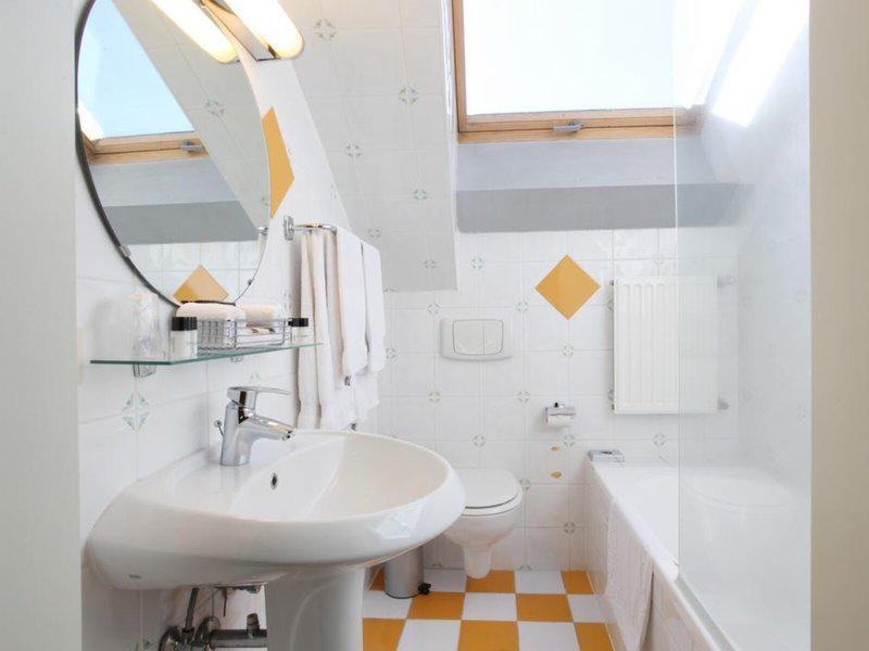 8D663C096B7E8F14CCA65935CC0BD54A