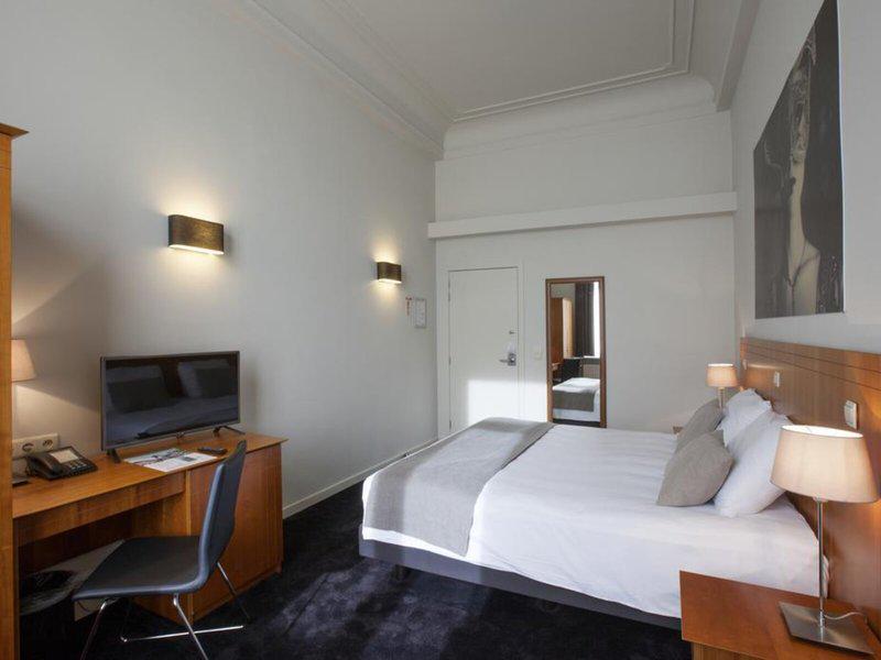 3B7CE23AEECD2A95618AF1AB58DE29E7