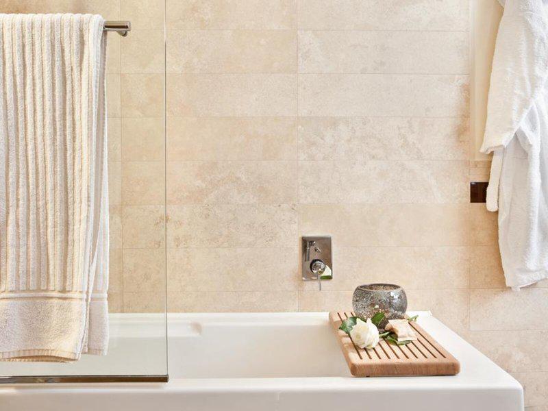 CB92F057837167A98FE5DD1579809D98