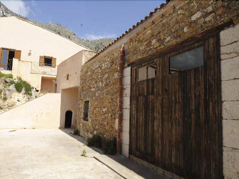 F86941BC424BD9144961BACE62B84996