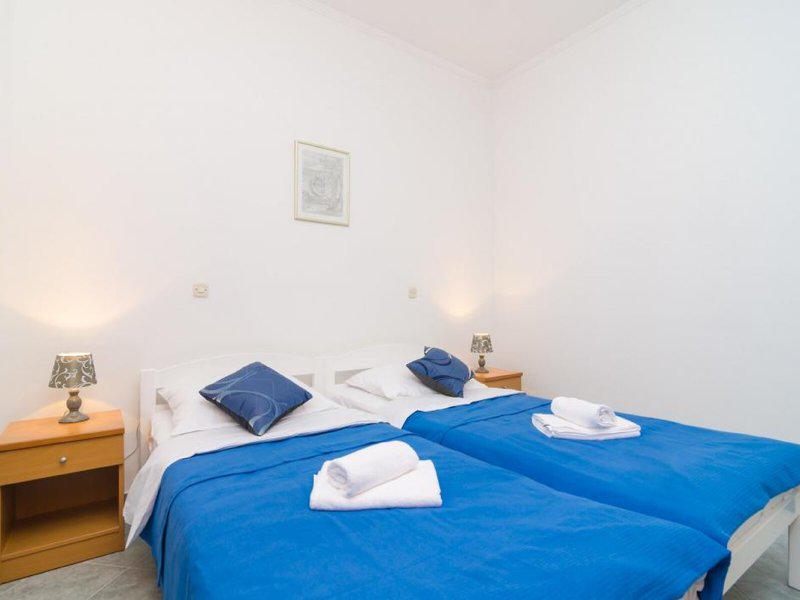 F21E2DA3FBF593C9079B4B2F938B3E6E