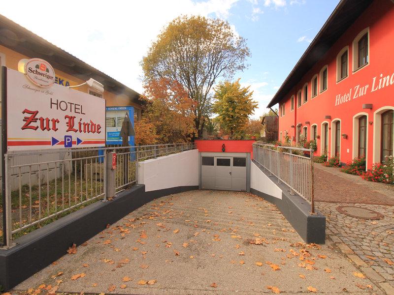 9BF183630CBF0876B2EDA2EDE104FEC2