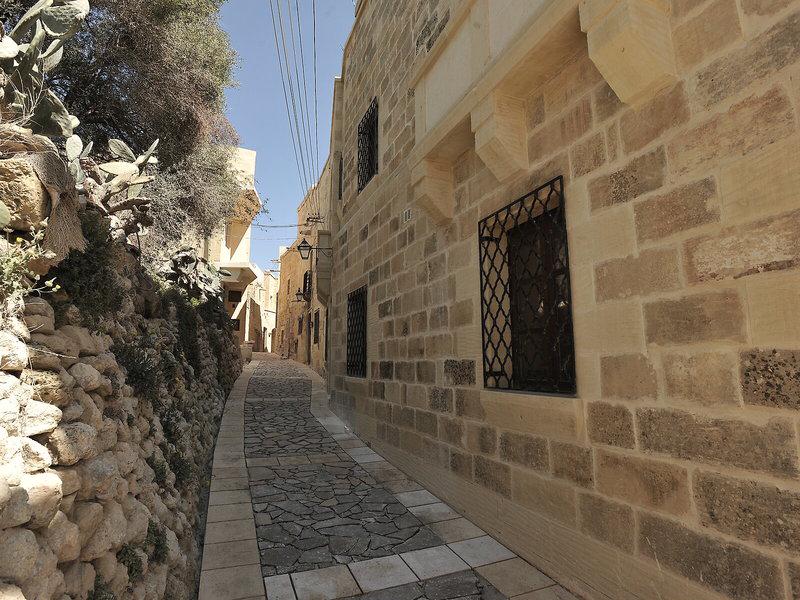 505F907E281D99FDE8FDDE86A1823CA8