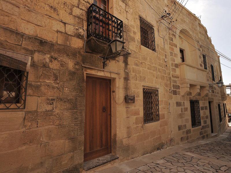 2A4626B0FF953C00D6D5E6B697C9EF10