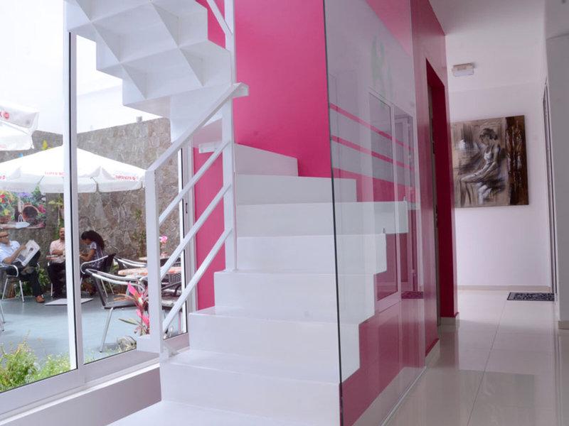 F32A2BBE9505BEF1D873662D933E554F