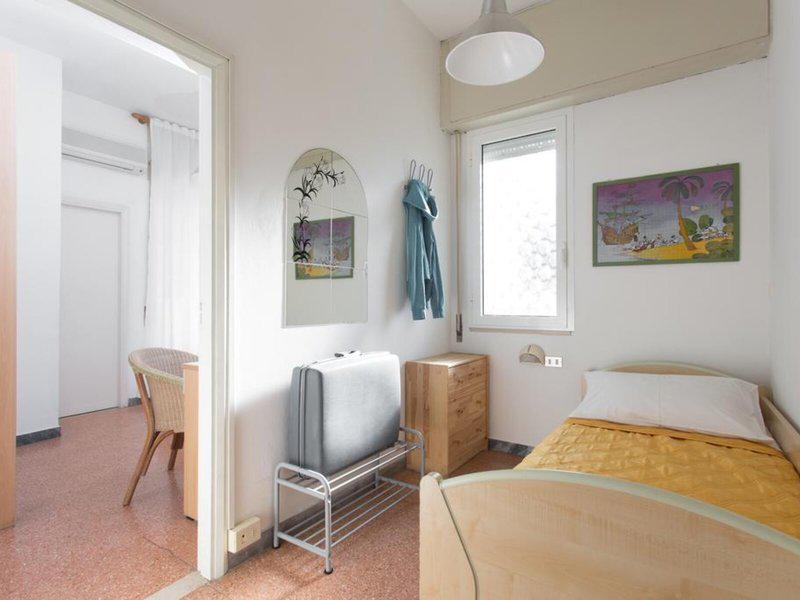 E7C896FB66B5C7C52D6F39627799527B