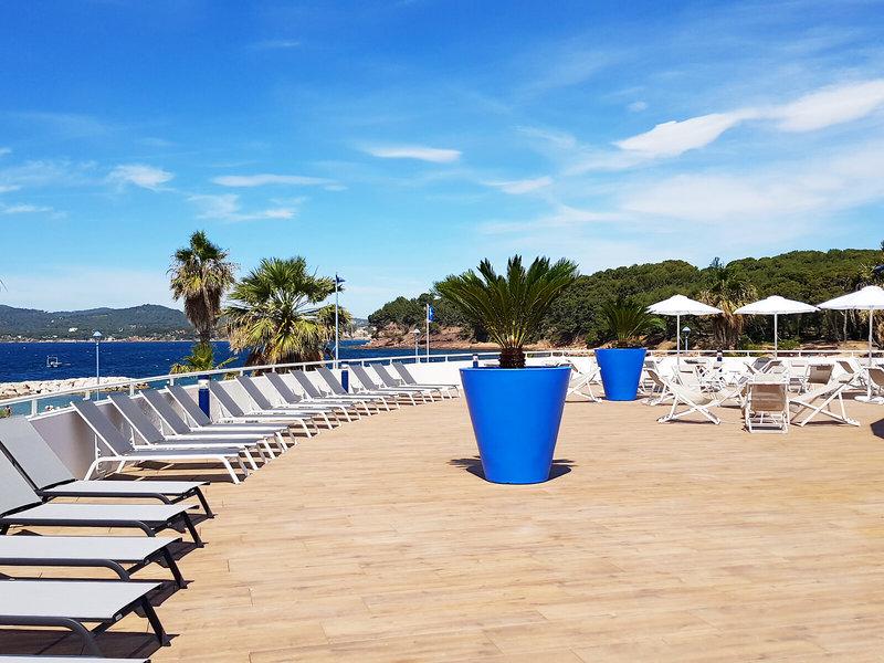 4C03E756EA78F6EDEB0913F98957884E