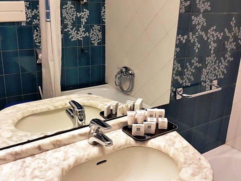 A30EFE5321FAC5B3564D36D958C4C7F3