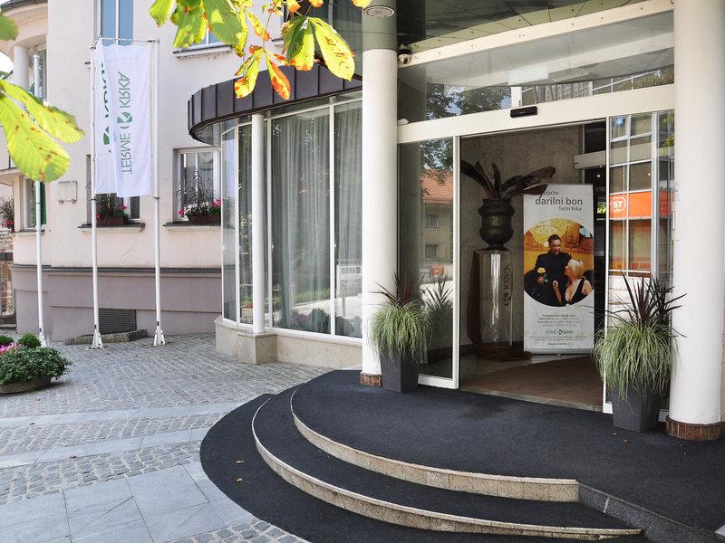 982F01F889F12643958E1F5DD2BE719B