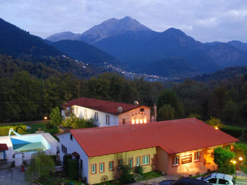 B2ABD5D29542C4A701176F3C390416F2