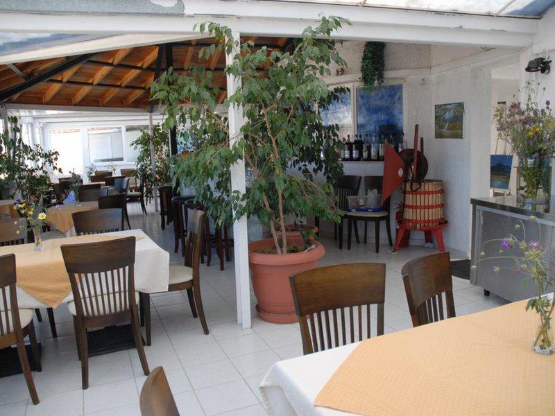 453322BF1F738F4059DD8224ACDECB3F