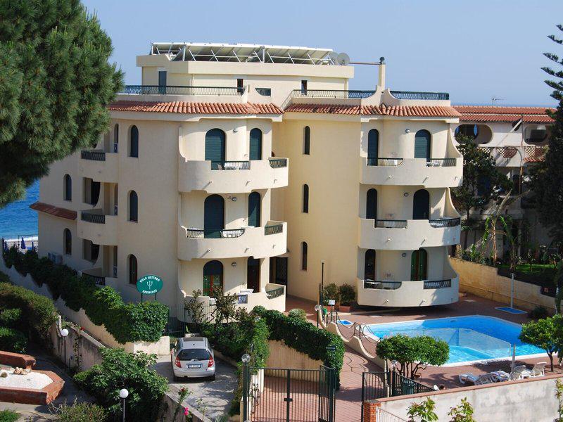 C8D432F7BA7B0D4F977B194BEA2D6611