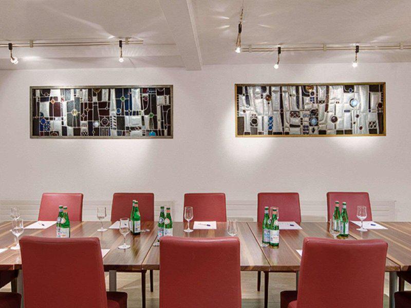 AC47CA2F5BBA4F9149042E7A49E2B762