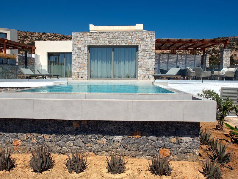 750599797F6EDED4984F05A284CFDCDB