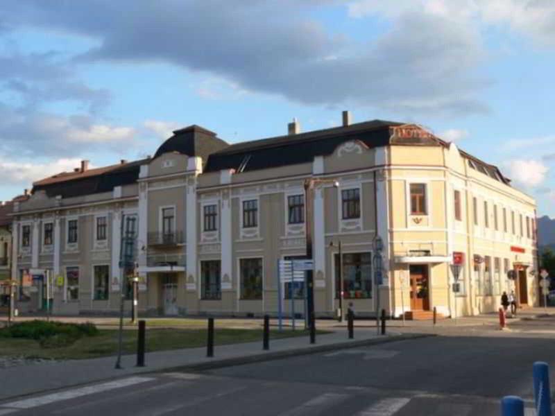 EA3F8C15FFBB90019F23827080537D6C