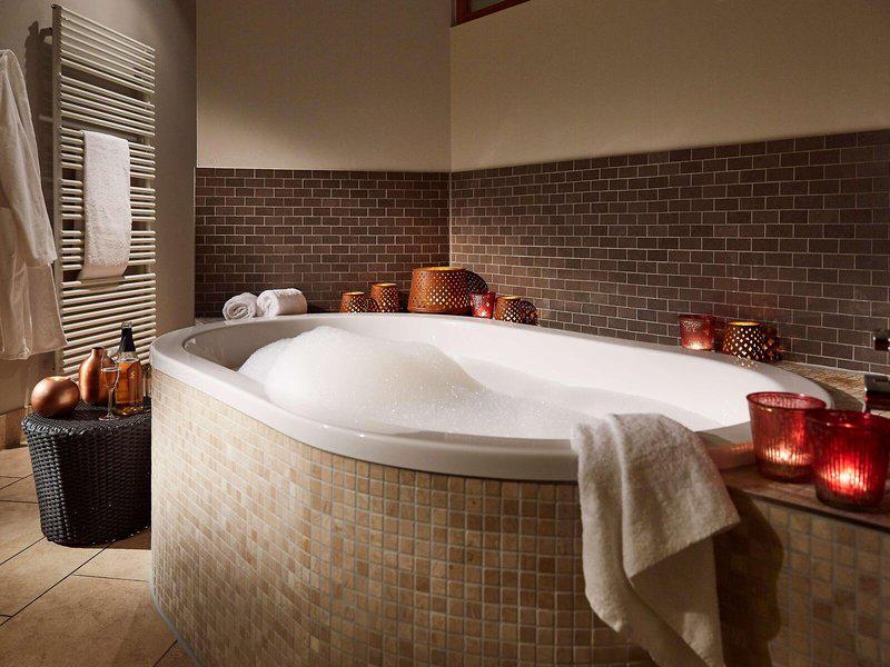 A96A7923643D357D36BE8CBCE94920EE