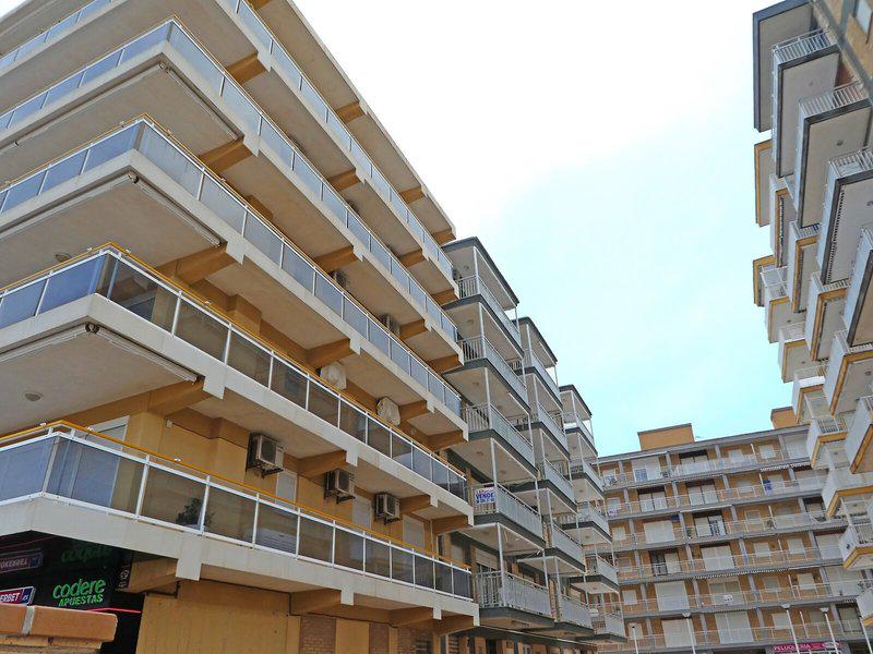 5BD9AA33259B75A66F38200F5128C006