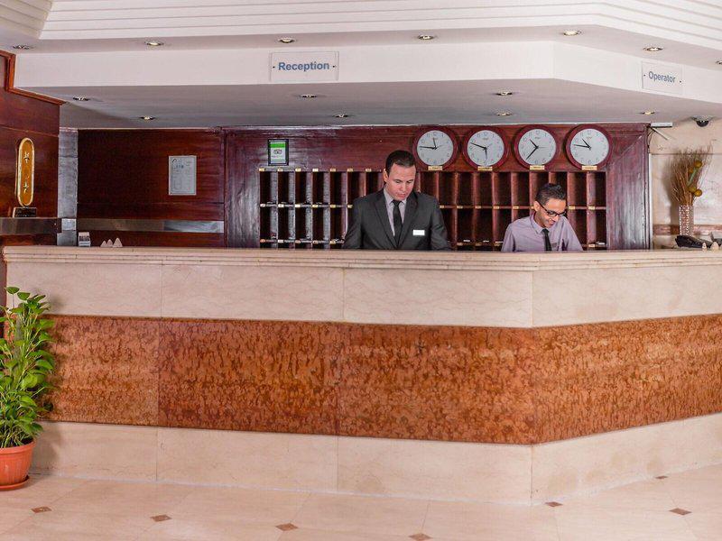 44A5198DDEA8914578CEB6CD795ADBB8