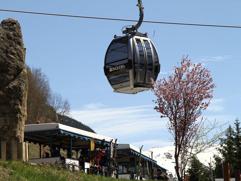 E50779ACD8BA7DA44386FAB604F97BF5