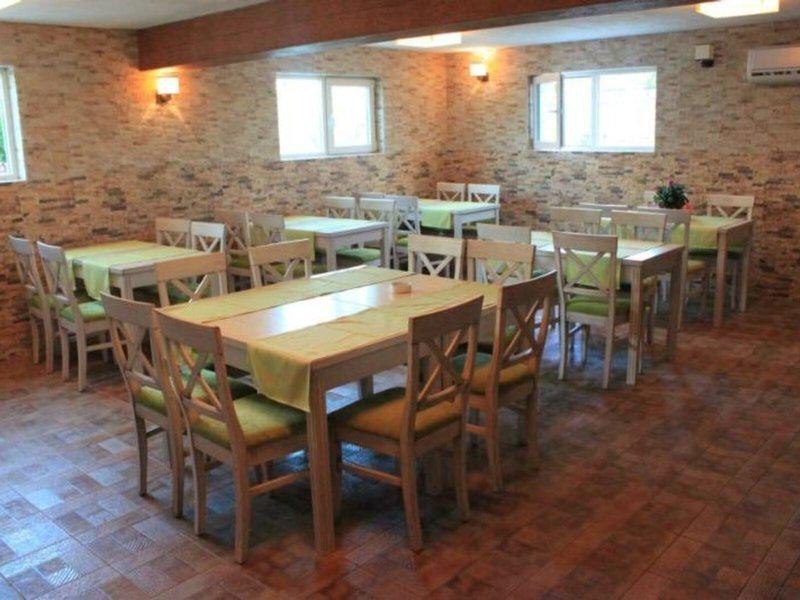 74F6C9644752E17C74A20623B9AB2BF3