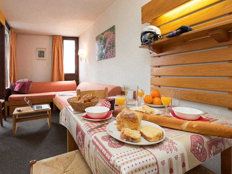 9BB927D52913E41E4A6C921F083E1F8B